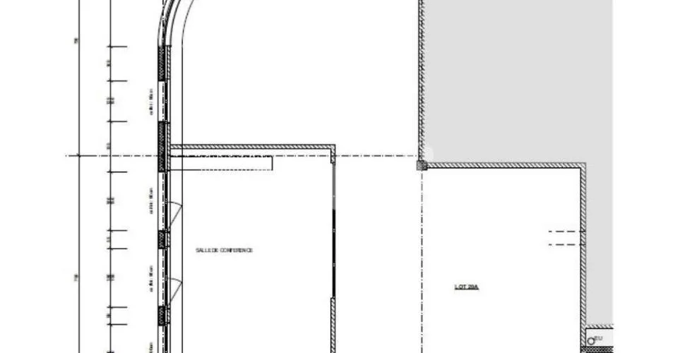 Centre Les Tuillières - Lumineuse surface d'env. 158m2 modulables au 2ème étage d'un immeuble commercial