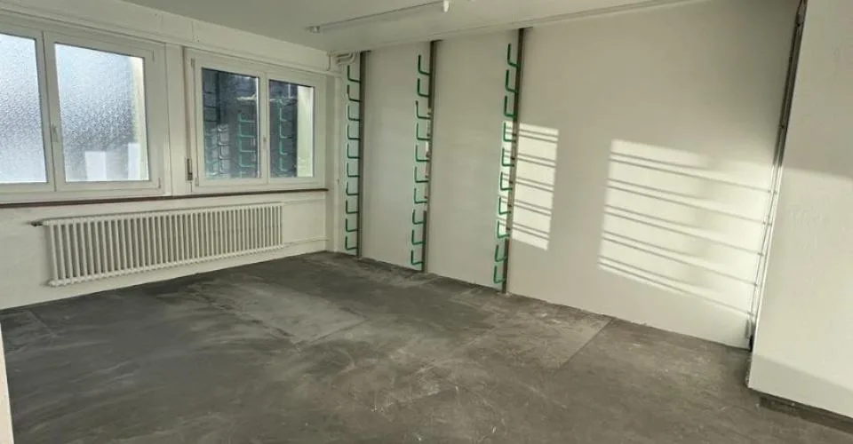 Granges-Marnand, à louer, bureaux et dépôts de 408 m2
