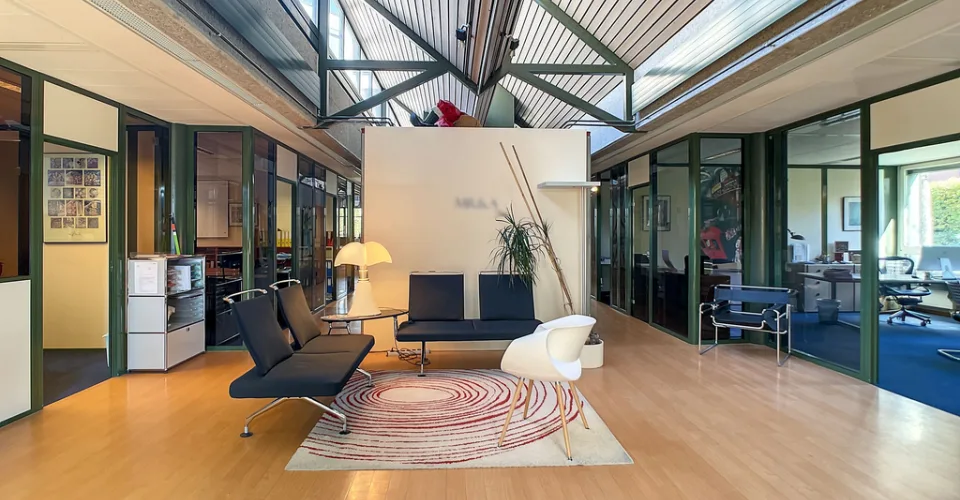 Bureau moderne sis à Nyon