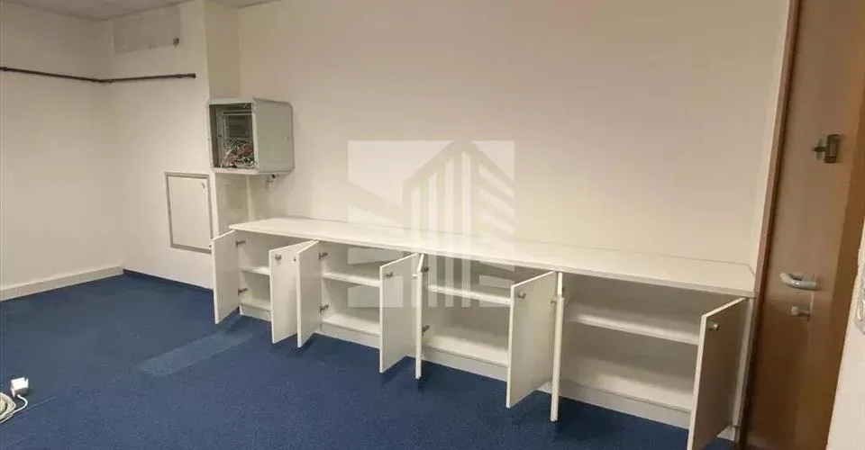 Bureaux lumineux et climatisé à Renens de 132 m²