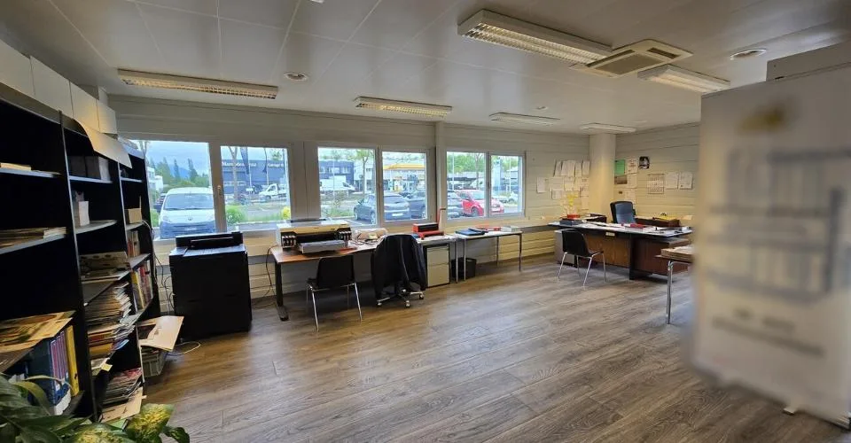 Bureau de 166m2 - Proximité autoroute-gare - Yverdon-les-Bains