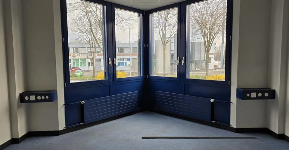 Bureau de 280m2 - Proximité autoroute-gare