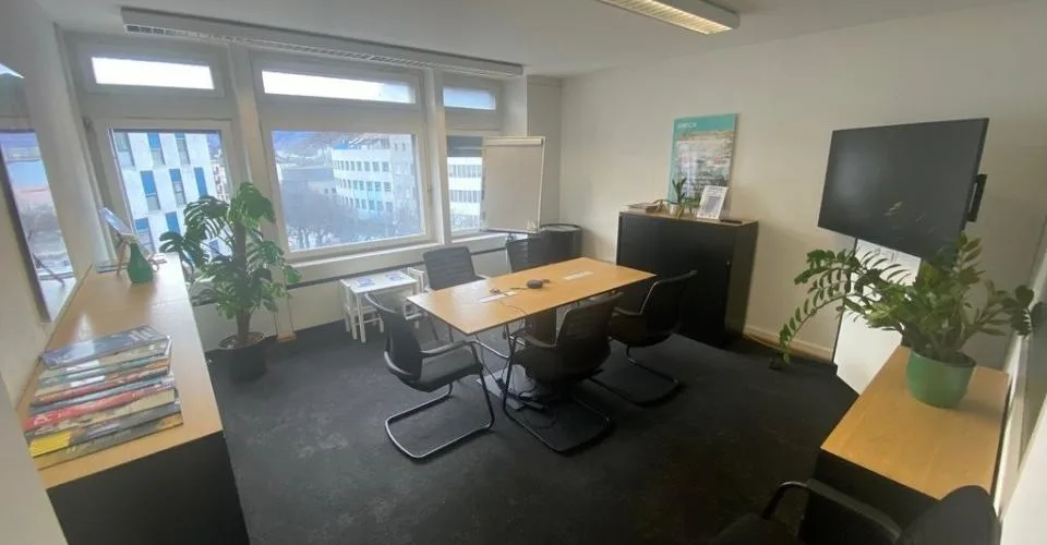 Bureau au centre-ville près de la gare