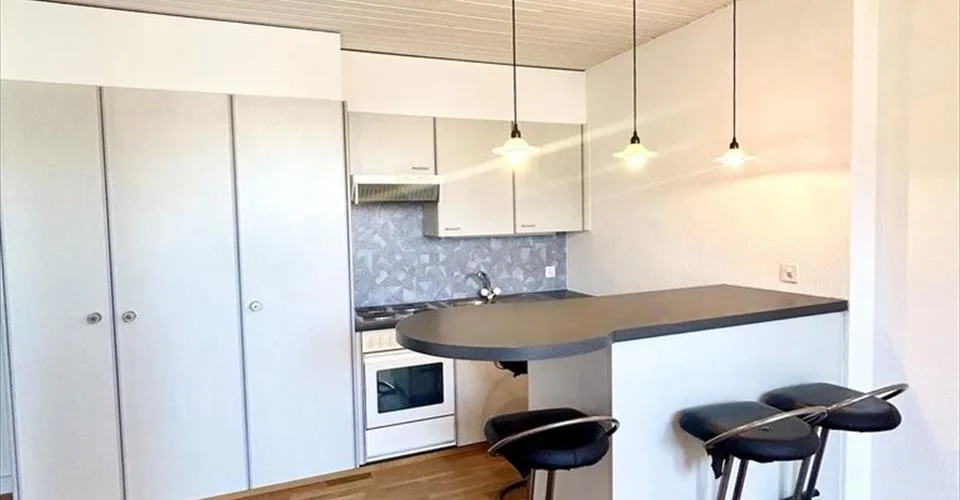 Superbes bureaux à 1 minute de la gare !