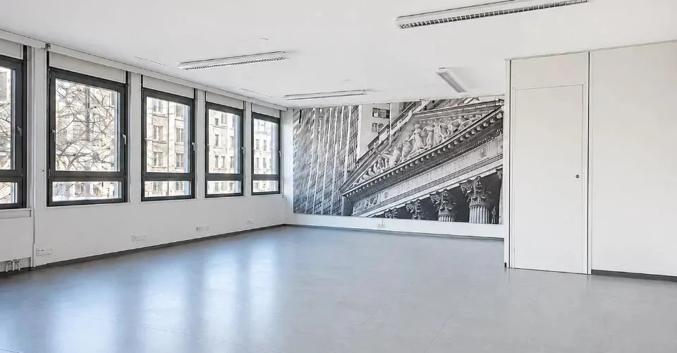 Bureau moderne de 90 m² à louer_Avenue des Mayennets 5