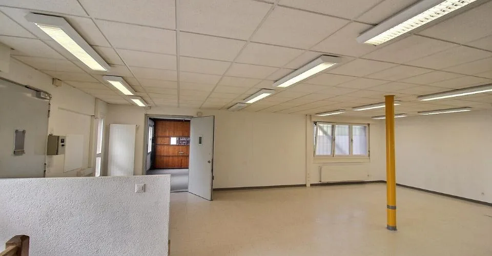 7003. Local Commercial - Bureaux modulables