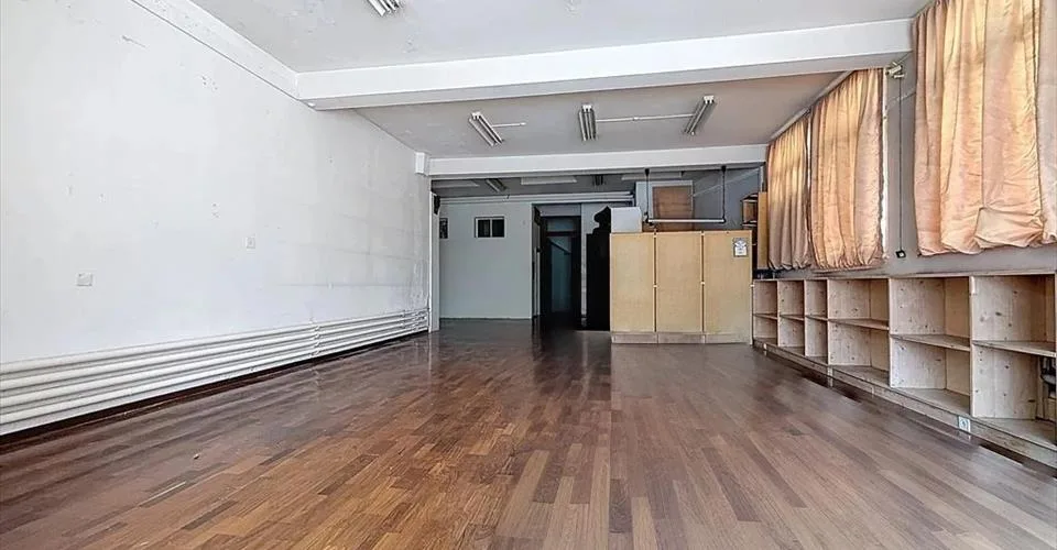 À louer ? Surface de bureaux modulable de plus de 315 m² à Sierre
