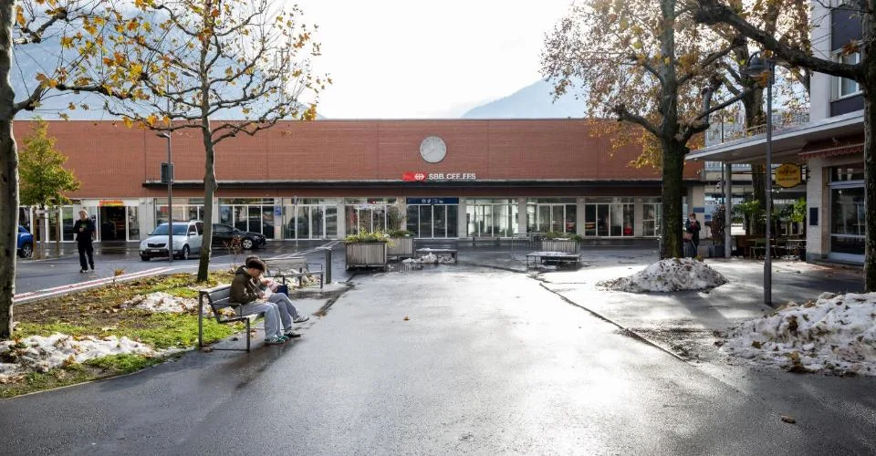 Bureau de 149 m² en gare de Sierre ? Visibilité et accessibilité optimales