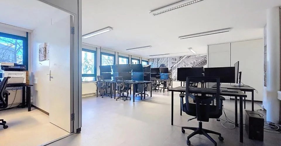 A louer superbe bureau de 90 m2 au centre-ville de Sion, Avenue des Ma