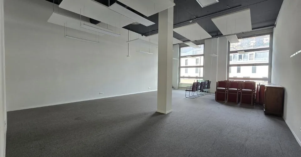 652m2 - Bureau à proximité du centre de Neuchâtel