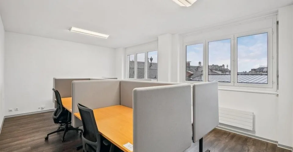 Surface de bureau à louer
