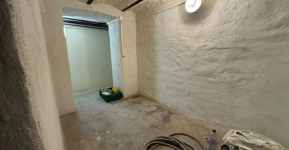 Local/Atelier - espace à louer de 70m2