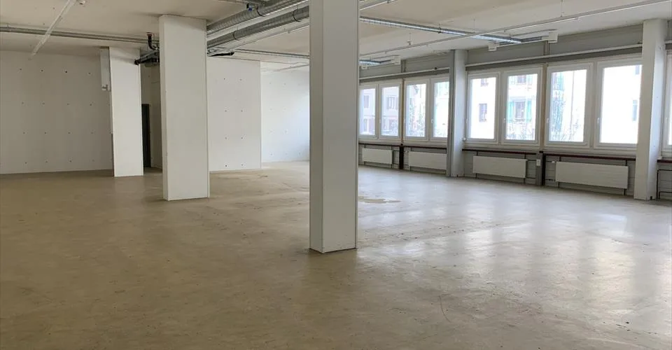 Surface administrative d'env. 290m2 à louer au 1er étage au Locle