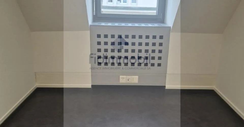 Local commercial pour bureaux, centre ville