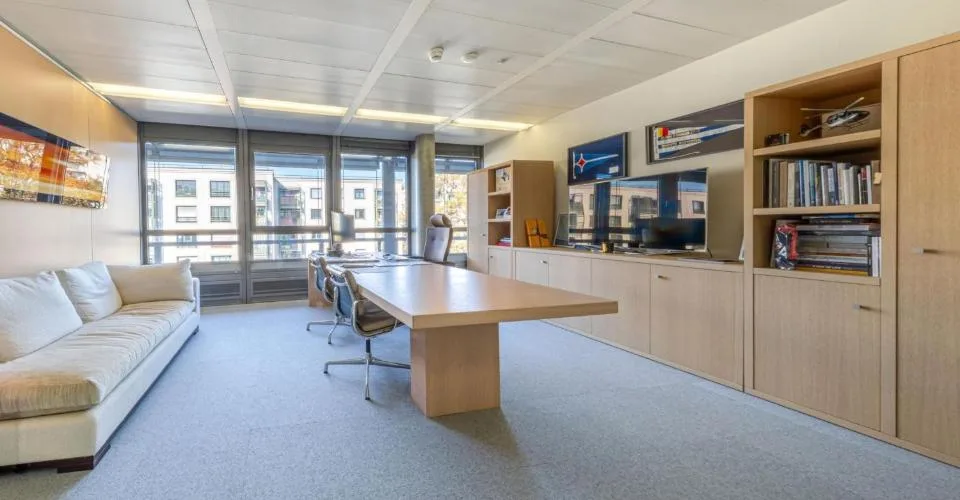 Bureaux 1'444 m2