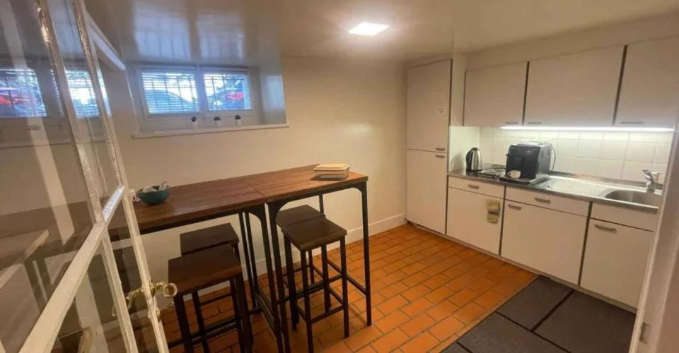 Bureau à louer quartier des bastions - 25 m2