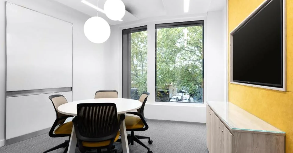 Bureau privé pour 10 à Regus City Centre