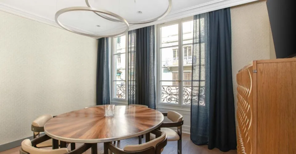 Bureau privé pour 1 à Signature Quartier des Banques