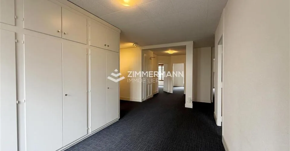 Bureaux,138