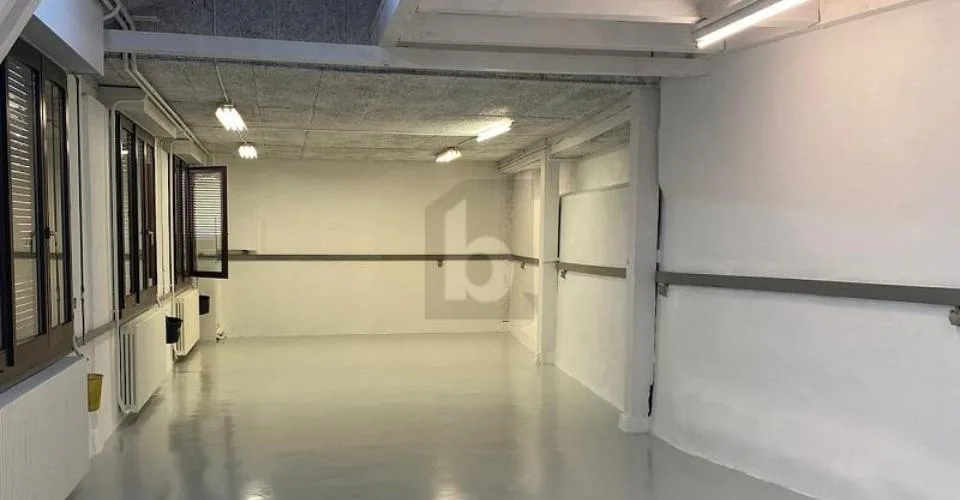 IDÉALEMENT SITUÉ DE PLAIN-PIED AU CALME