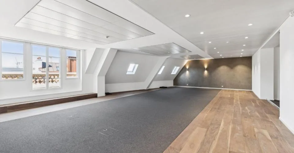 A louer au centre ville de Genève, surface de bureaux aménagée