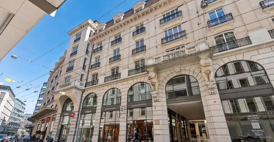 A louer au centre ville de Genève, surface de bureaux aménagée