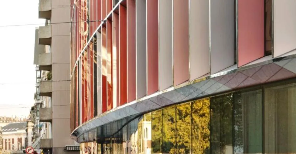 Surfaces de bureaux à louer dans un immeuble iconique au centre-ville de Genève