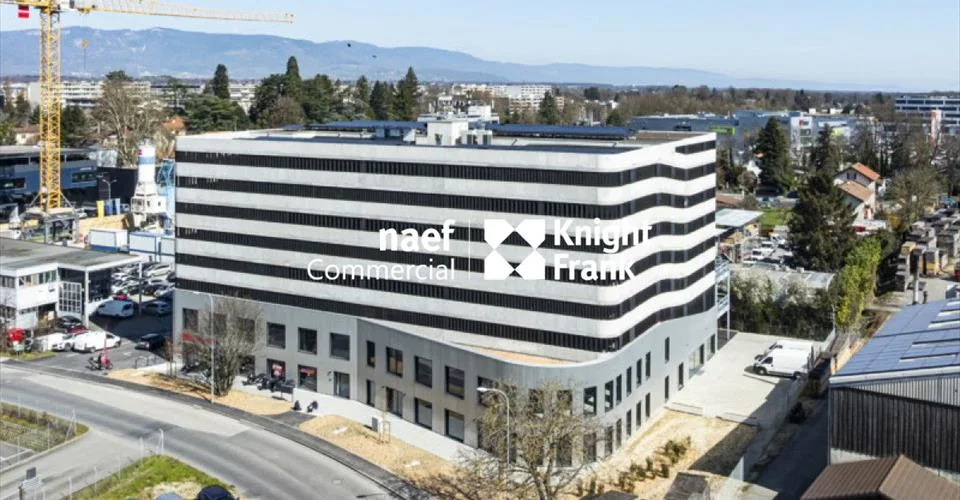 Surface polyvalente de 350 m² – Meyrin-Satigny – Idéal bureaux, showroom, commerce ou atelier