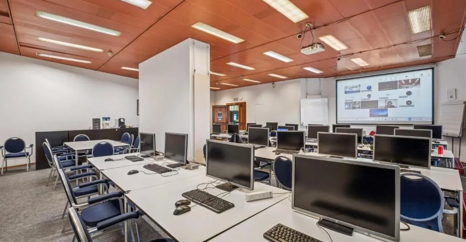 Bureau fonctionnels et stratégiquement situés au coeur de Genève
