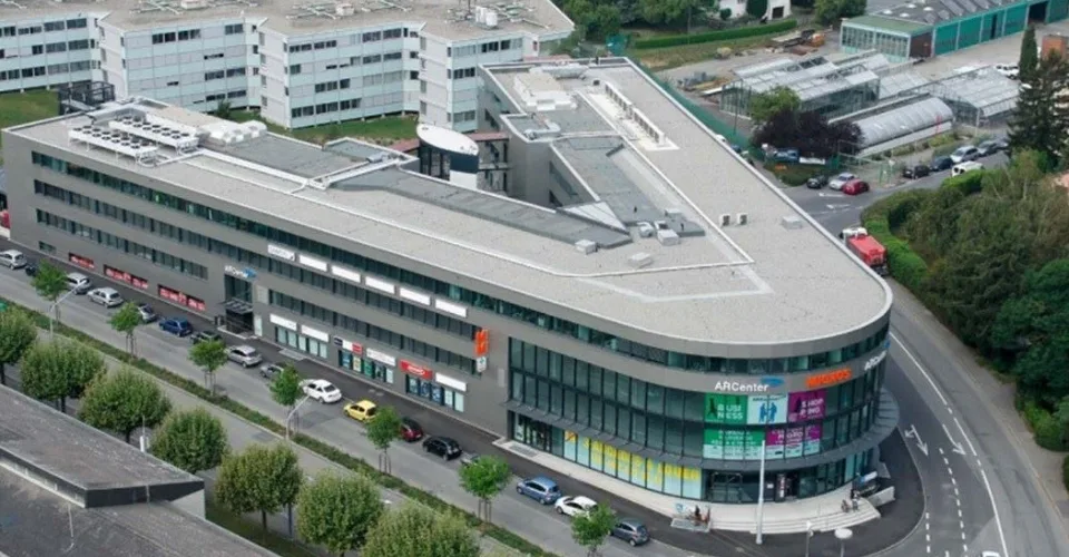 VERNIER ? ARCENTER : BUREAUX ~168 M² - 1ÈR ÉTAGE - A LOUER
