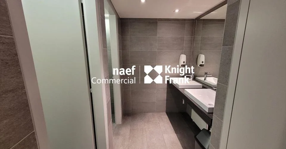 Malagnou - Bureau de 485 m² au rez-supérieur