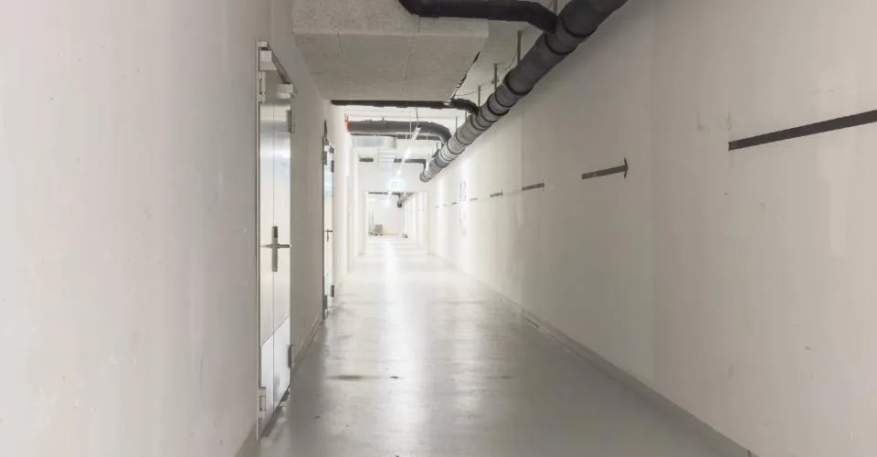 Magnifiques surfaces commerciales-bureaux à louer à Plan-les-Ouates