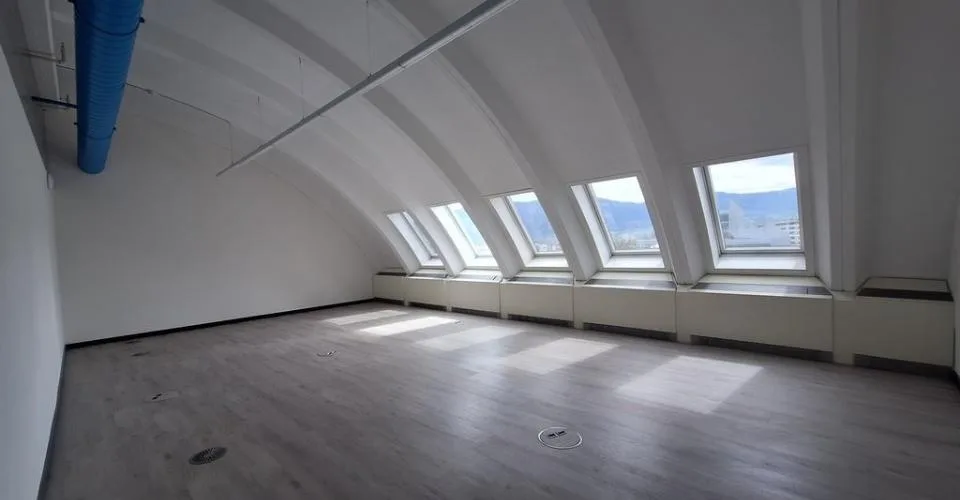 Bureau de 165m2 - Av. des Morgines 12, Petit-Lancy