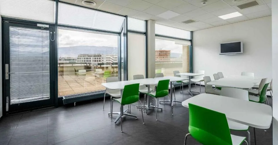 Quai du Seujet - CHF 450.--m2-an - Bureaux de 1'615m2