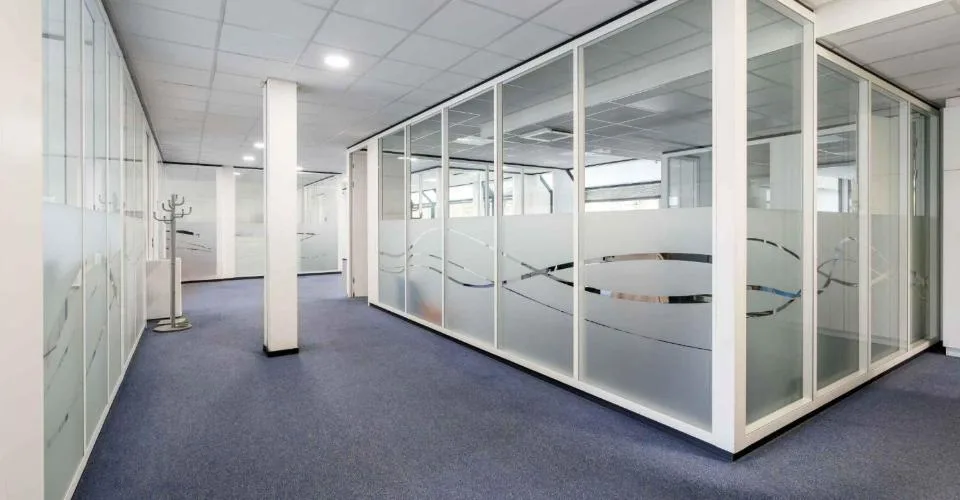 Quai du Seujet - CHF 450.--m2-an - Bureaux de 1'615m2