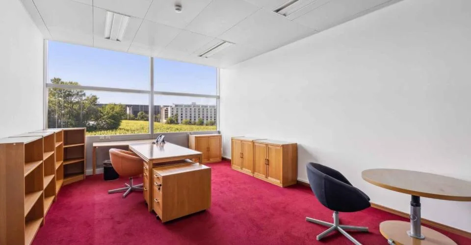 Grand-Saconnex - CHF 320.--m2-an - Loyer progressif attractif - Bureaux d'environ 200m2