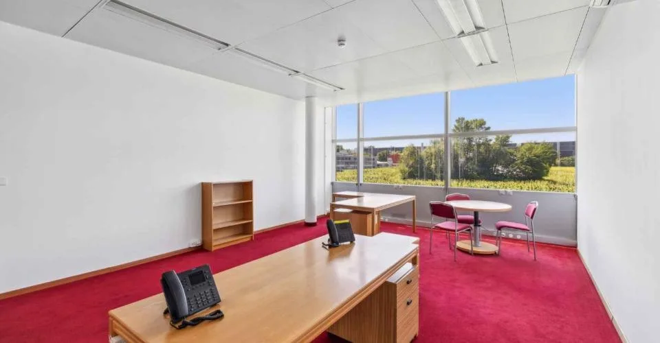 Grand-Saconnex - CHF 320.--m2-an - Loyer progressif attractif - Bureaux d'environ 200m2