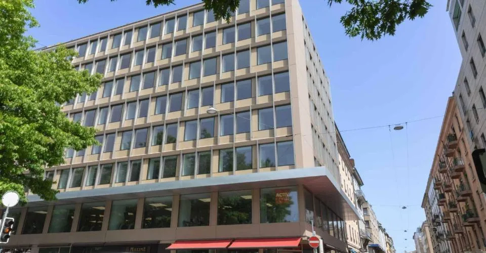 BUREAUX MODERNES IDÉALEMENT SITUÉS – ENTRE GARE CORNAVIN ET LAC
