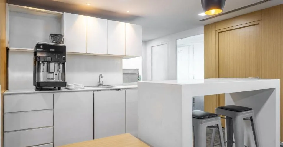 Bureau privé équipé à Spaces Quai de l'Ile