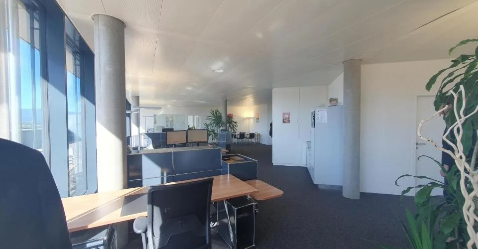 Superbe surface de bureau de 194 m2 avec terrasse