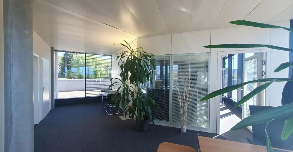Superbe surface de bureau de 194 m2 avec terrasse