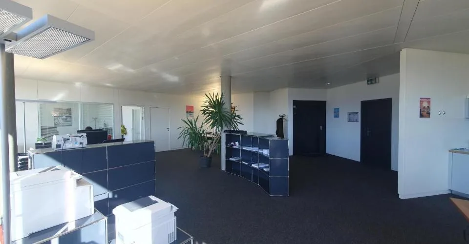 Superbe surface de bureau de 194 m2 avec terrasse
