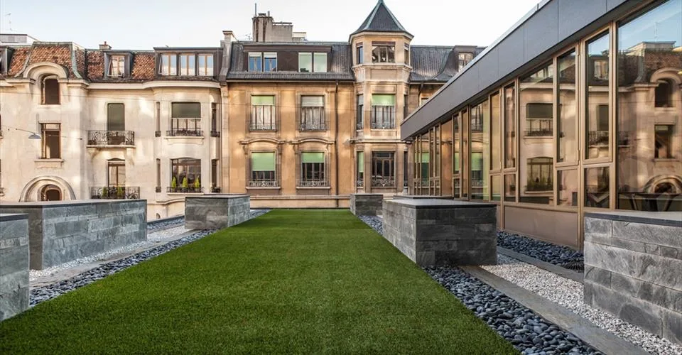 Champel - Bureaux de standing aménagés à deux pas du Léman Express