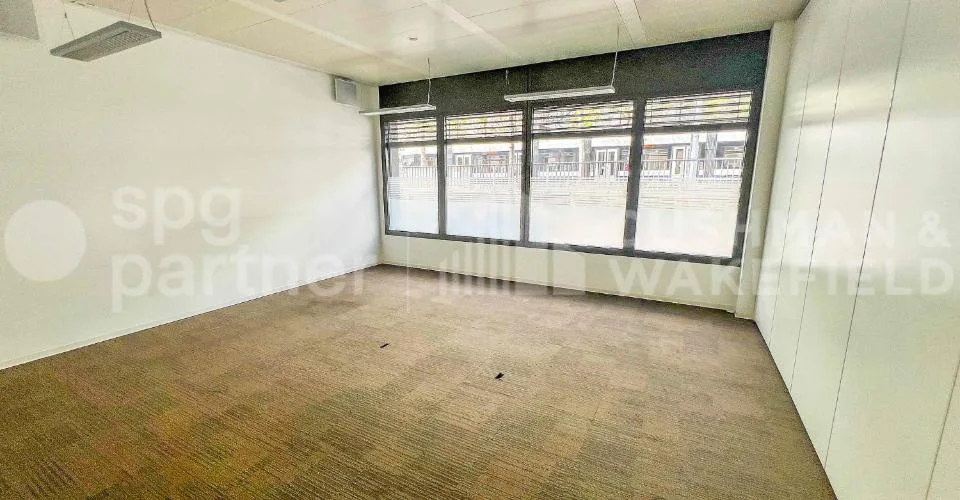 Surface de bureaux aménagée de 469 m² | Divisible | Petit-Lancy