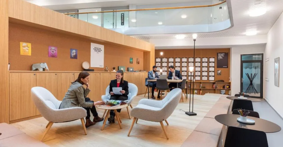 Bureau professionnel flexible à Spaces Nations