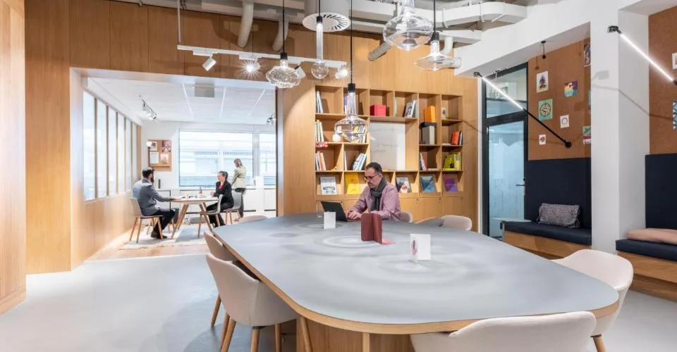 Bureau professionnel flexible à Spaces Nations