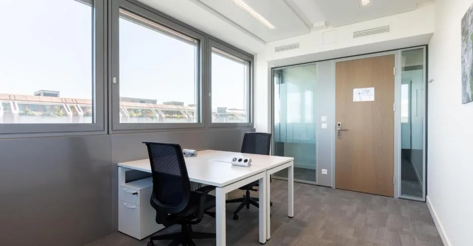 Bureau privé pour 10 à Regus Nations