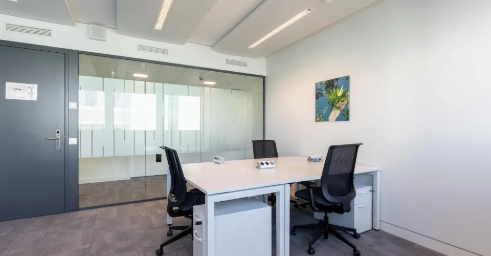 Bureau privé pour 10 à Regus Nations