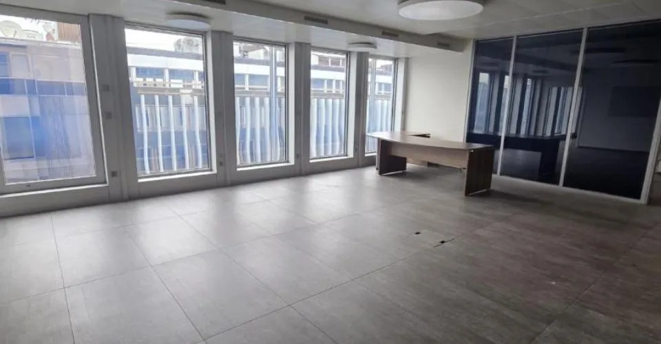 Bureaux à la rue du Rhône - Genève centre