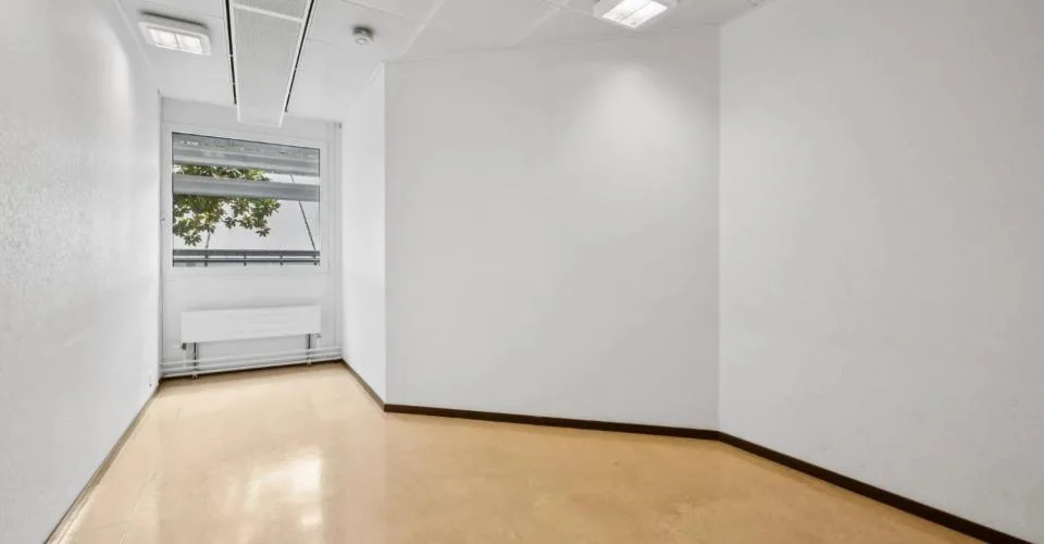 Surfaces administratives aux Charmilles